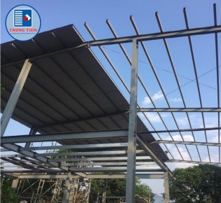 NHÀ TIỀN CHẾ SẮT NHƠN TRẠCH